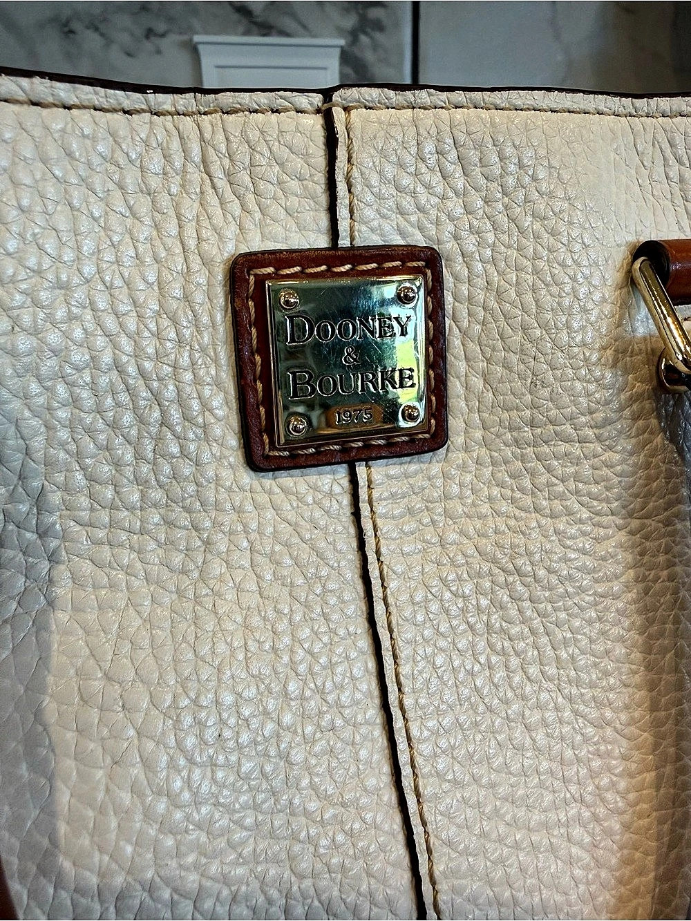Dooney & Bourke Pebble Grain Small Tote in White & Brown w/ Matching Wallet - Picture 5 of 7
